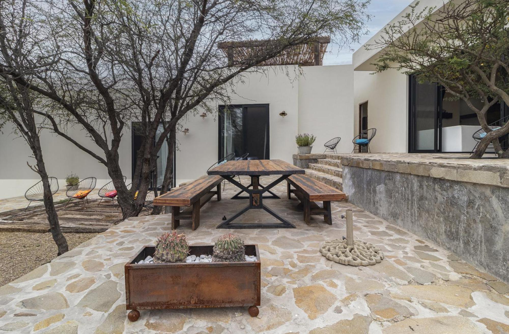 Сasa de vacaciones Panoramic Paradise 4br Gem Overlooking Smas Dam *