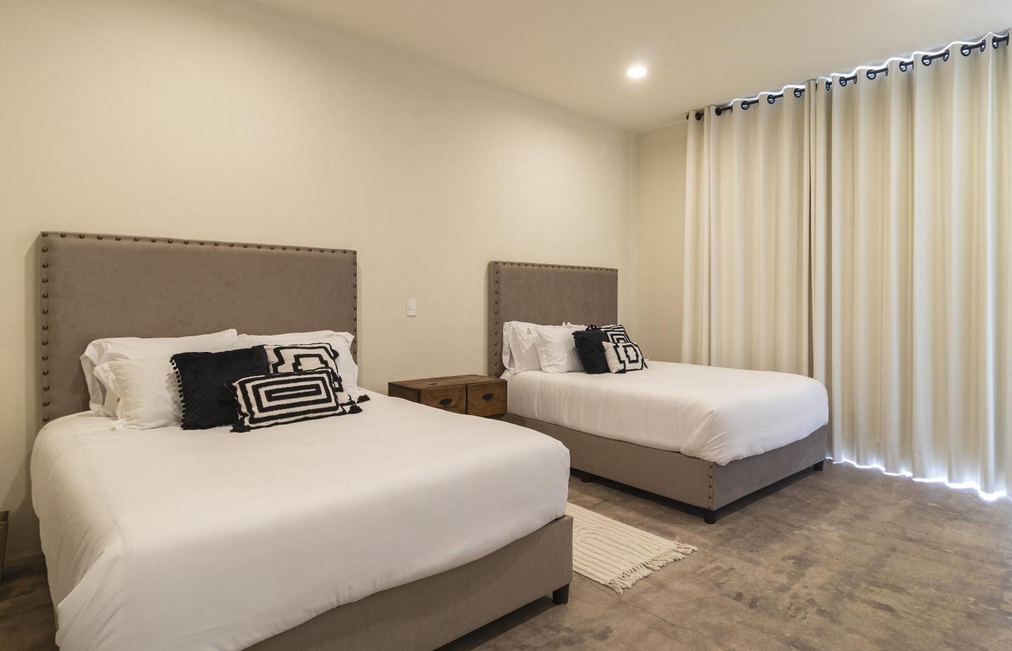 Panoramic Paradise 4br Gem Overlooking Smas Dam Сasa de vacaciones *