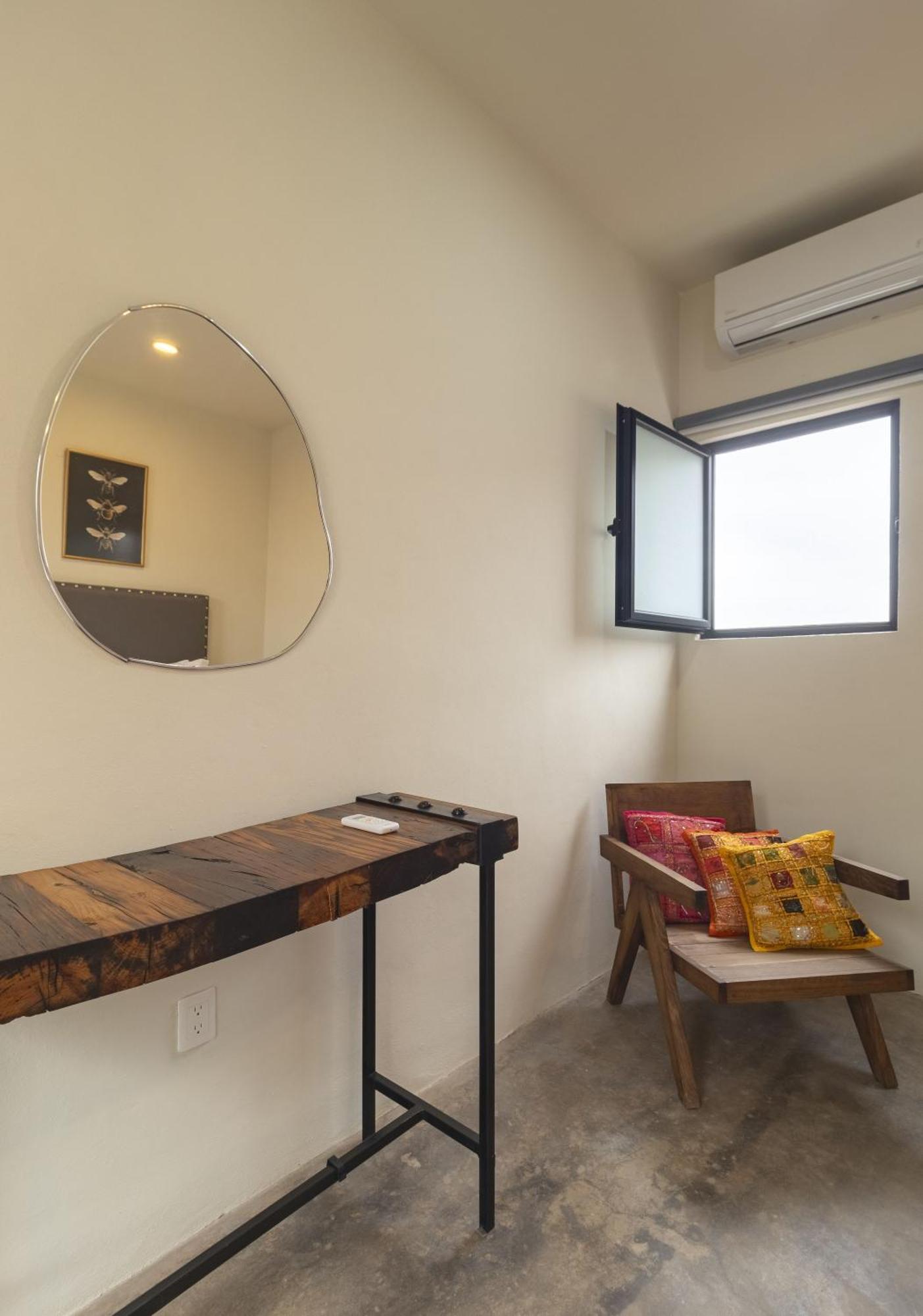 Panoramic Paradise 4br Gem Overlooking Smas Dam *